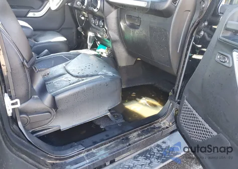 2015 Jeep Wrangler Unlimited Sahara из США, поврежденный, VIN 1C4HJWEG0FL695130